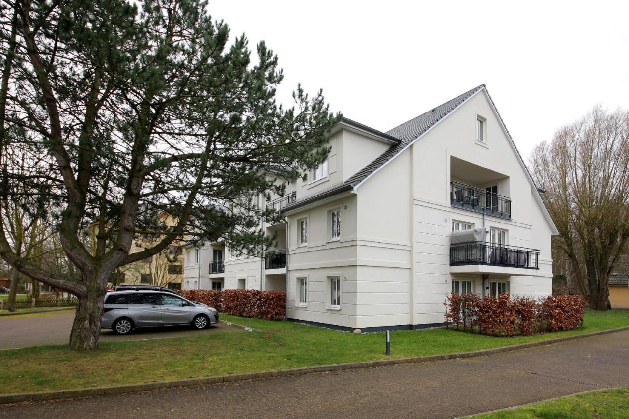 Haus Pamir - Ferienwohnungen Ostseebad Nienhagen Exteriör bild